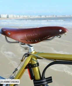 Selle Vélo Cuir Brooks B17 Carved Brun Pour Homme 8 Selle Vélo Cuir Brooks B17 Carved Brun Pour Homme -Montage & réparation du pneu Boutique brooks selle lhommetendance