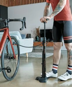 Pompe à Pied Vélo 12 Bar - Airmotion 12.0 SKS 11 Pompe à Pied Vélo 12 Bar - Airmotion 12.0 SKS -Montage & réparation du pneu Boutique pompe a pied airmotion galerie