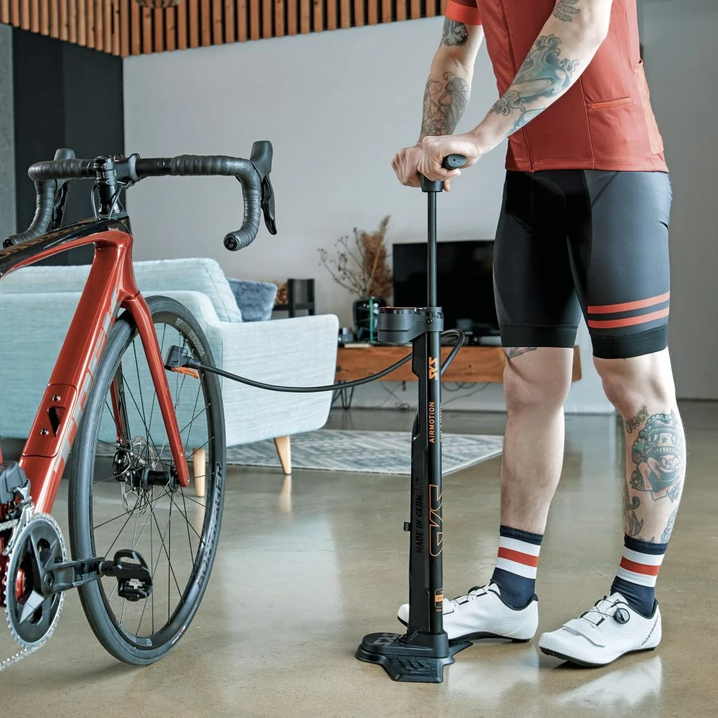 Pompe à Pied Vélo 12 Bar - Airmotion 12.0 SKS 6 Pompe à Pied Vélo 12 Bar - Airmotion 12.0 SKS – Image 6