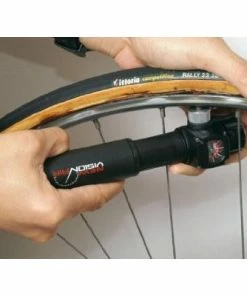 Barbieri Pompe Vélo Double Gonflage : CO2 Et Manuelle Avec Manomètre 11 Barbieri Pompe Vélo Double Gonflage : CO2 Et Manuelle Avec Manomètre -Montage & réparation du pneu Boutique pompe velo double gonflage co2 et manuelle avec manometre full 6